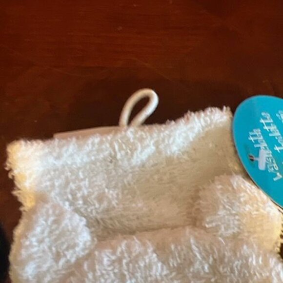 Set Of 3 Animal-Themed Terry Cloth Washcloth Mitts For Kids Bath Time - Picture 3 of 5